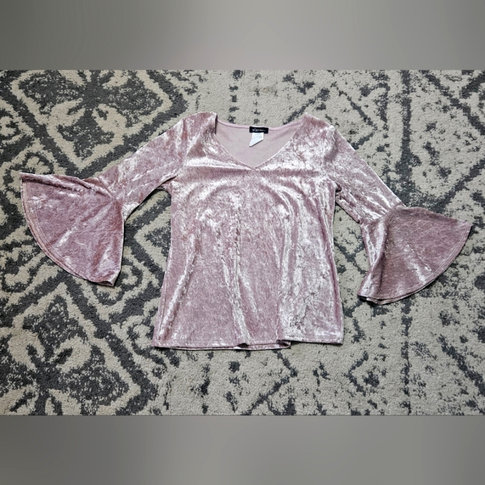 Vintage 1990s S. Levine Pink Velour Bell Sleeve Top Size S